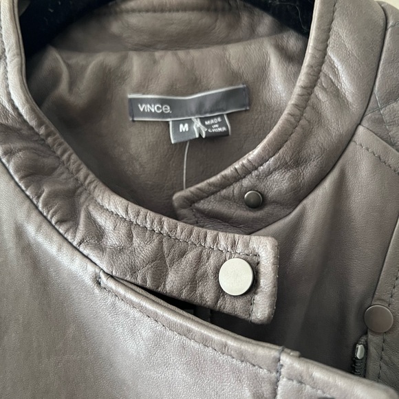 Vince NWT Gray Leather Biker Jacket with Quilted Sleeve Detail - size M - Picture 2 of 16